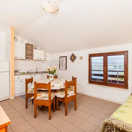 Appartement Lela 1827 Trogir